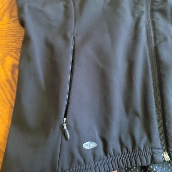 Adidas Black Sleeveless Vest - Picture 5 of 8